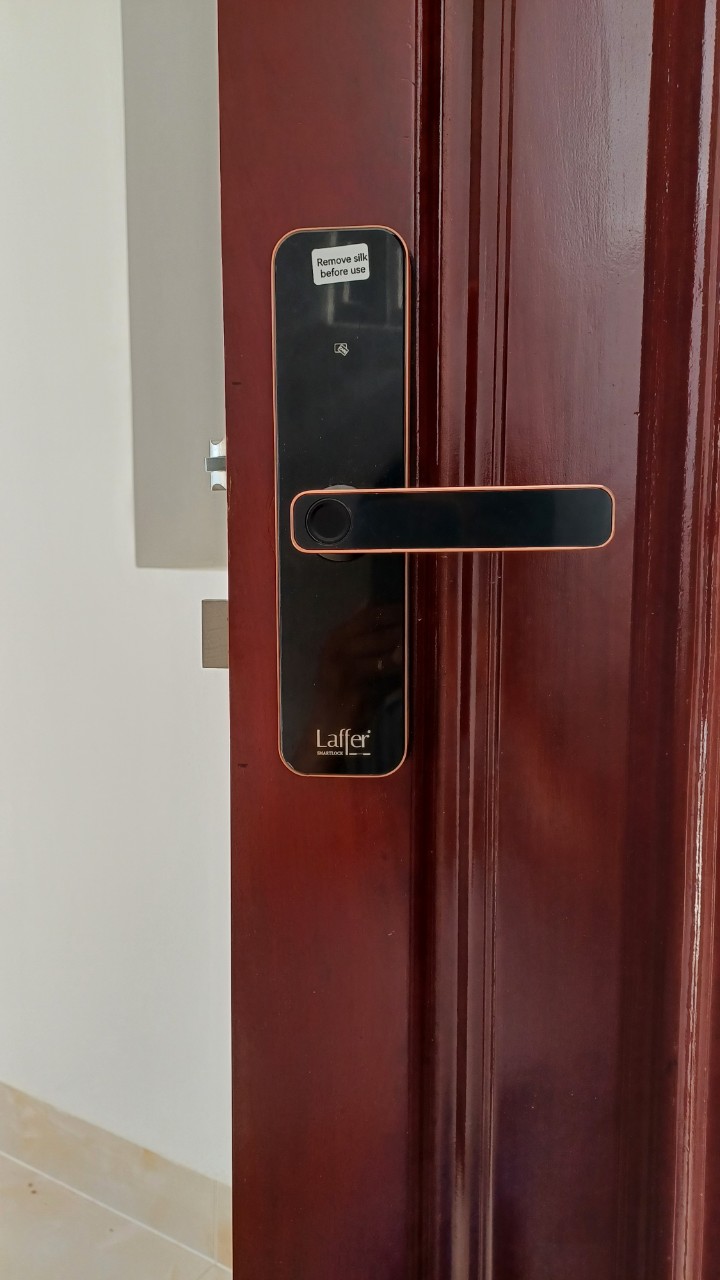 Khóa Vân Tay Cửa Phòng Laffer LX08