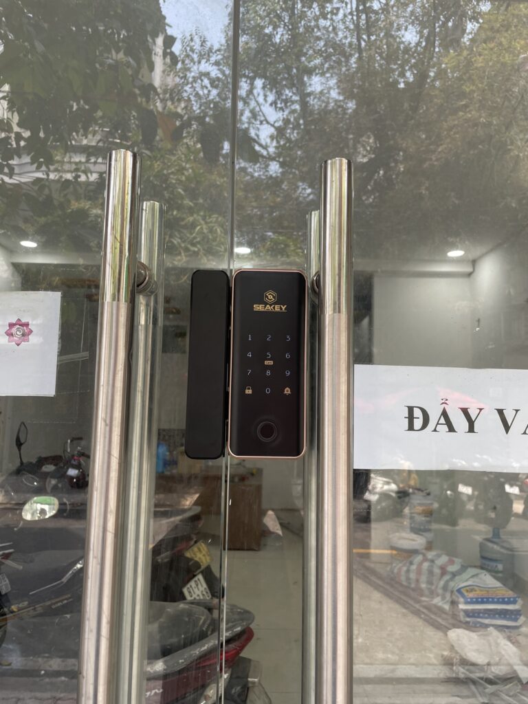 khóa vân tay cửa kính cường lực SEAKEY G53