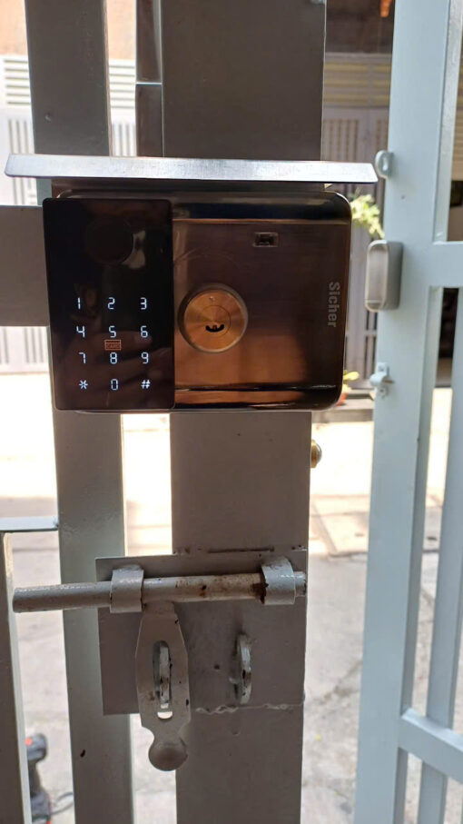 Lắp Đặt Khóa Cổng Vân Tay 2 Chiều Sicher FE1 Cửa Mở Tại Quận 12