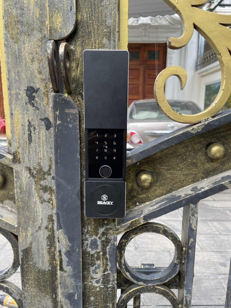 Khóa Cổng Vân Tay 2 Mặt SEAKEY C35B